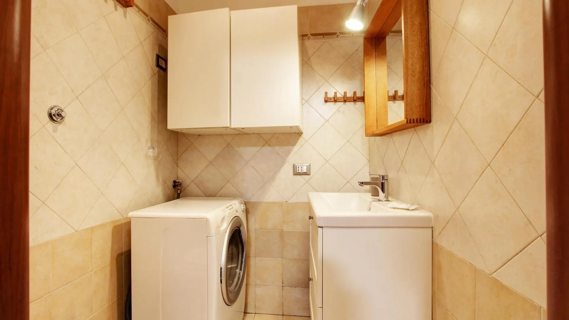 San Lorenzo Elegante Loft Rome Italy